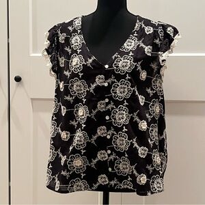 Jennifer and Grace Chic Black and White Floral Embroidered Blouse
